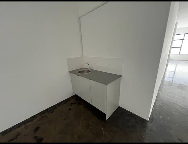 100M² OFFICE TO LET IN CAPE TOWN CITY CENTRE